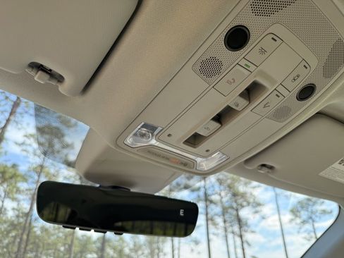 Used 2024 Audi Q3 2.0T Premium image 27