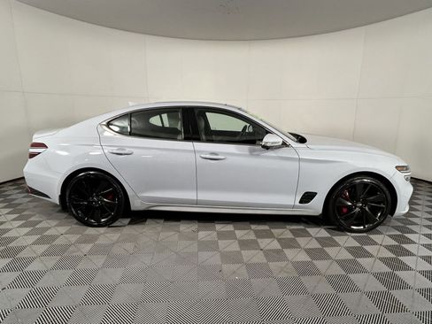 Used 2023 Genesis G70 3.3T w/ Sport Prestige Package image 8