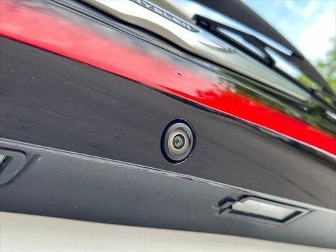 Certified 2023 Chrysler Pacifica Pinnacle FWD image 43