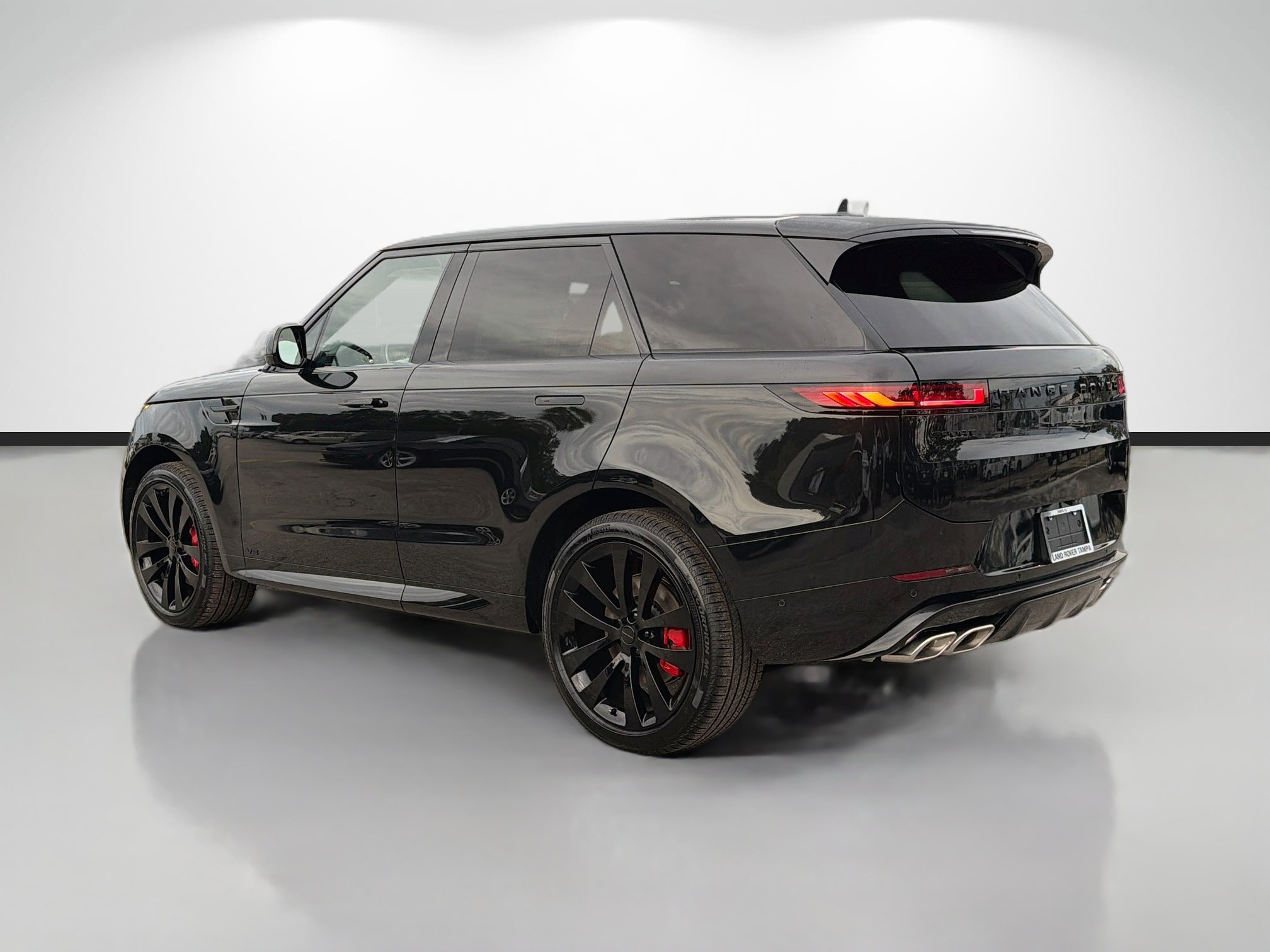 New 2027 Land Rover Range Rover Sport Dynamic SE AWD/4WD image 3