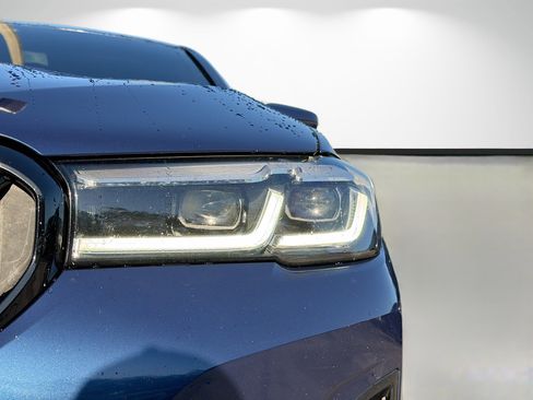 Used 2021 BMW 540i w/ Premium Package RWD image 9