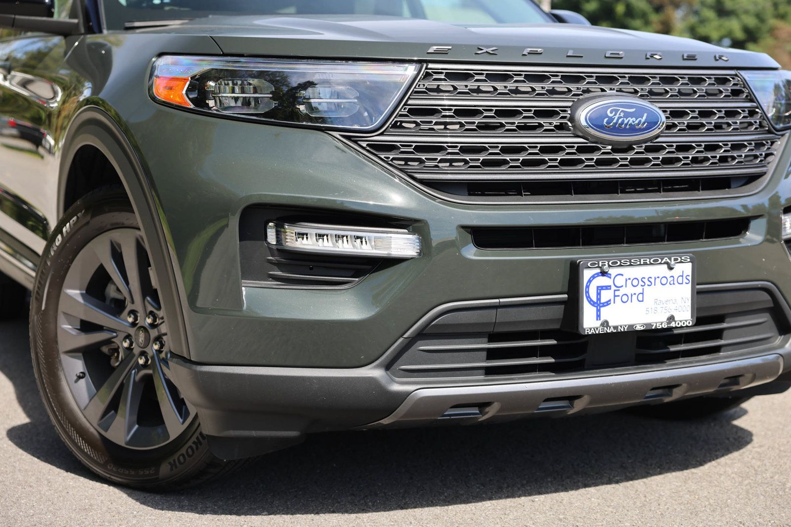 Certified 2023 Ford Explorer XLT w/ Equipment Group 202A AWD/4WD image 30
