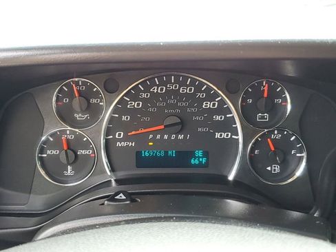 Used 2015 Chevrolet Express 2500 w/ Express Access Plus Package image 15