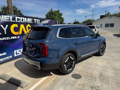 Used 2023 Kia Telluride S w/ S Sunroof Package AWD/4WD image 3