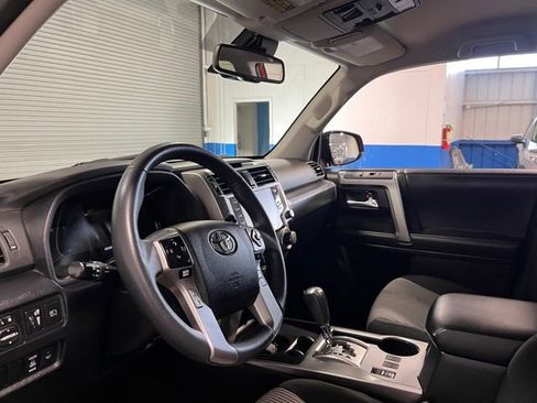 Used 2024 Toyota 4Runner SR5 image 23