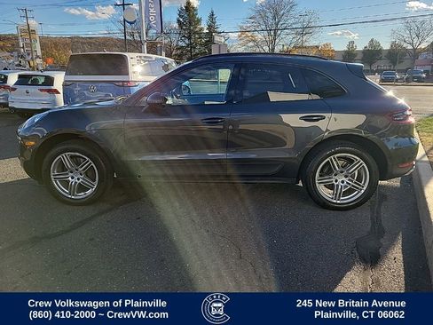 Used 2017 Porsche Macan image 4