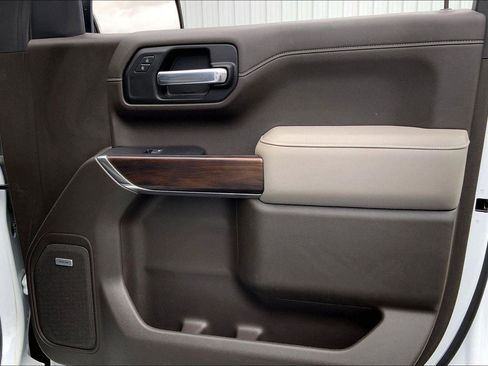 Used 2022 GMC Sierra 1500 SLT w/ SLT Premium Plus Package image 22