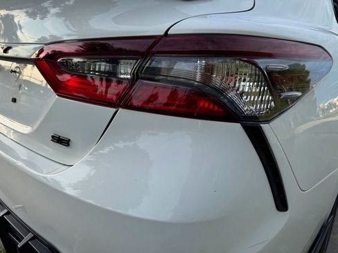 Used 2023 Toyota Camry SE FWD image 11
