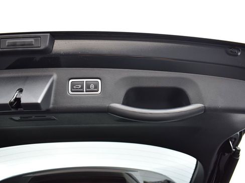 Certified 2023 Kia Sorento EX image 29