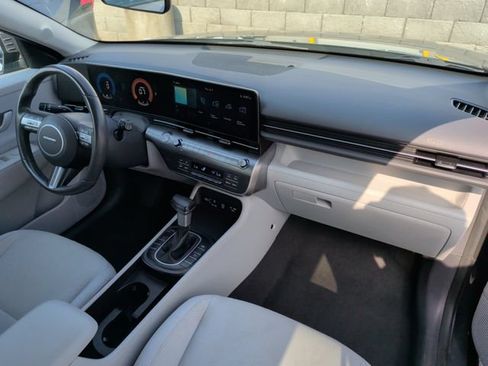 Used 2024 Hyundai Kona SEL AWD/4WD image 28