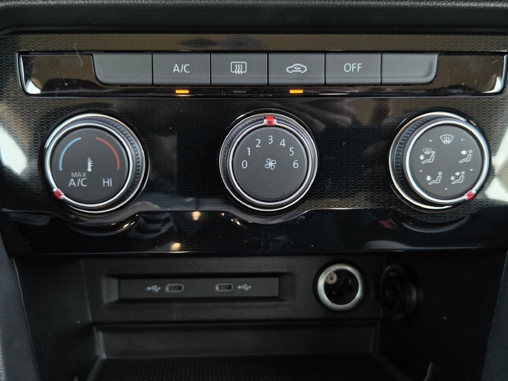 New 2027 Volkswagen Taos S FWD image 17