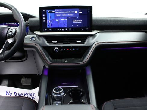 Used 2025 Ford Explorer ST-Line w/ Premium Package image 19