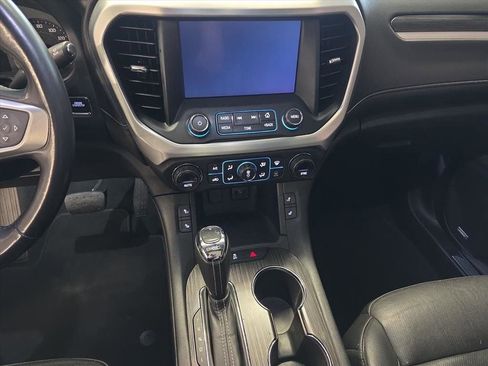 Used 2019 GMC Acadia SLT image 13