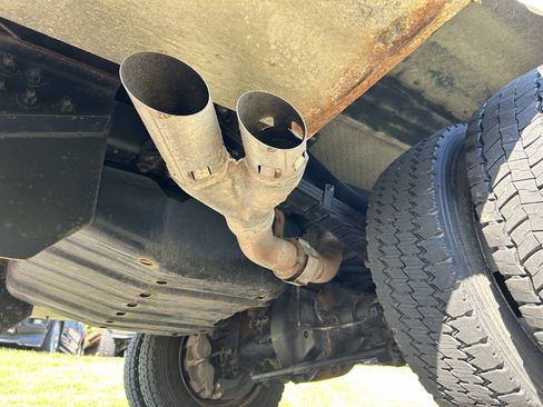 Used 2017 Ford F550 4x4 Regular Cab Super Duty image 29