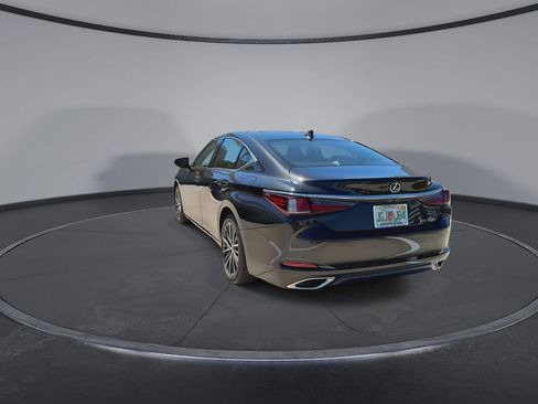 Used 2025 Lexus ES 350 w/ Premium Package image 7