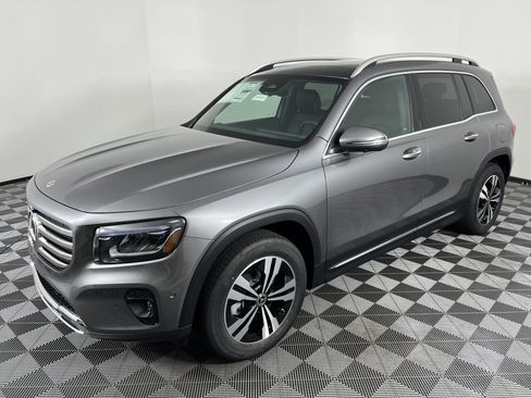 New 2026 Mercedes-Benz GLB 250 4MATIC image 8