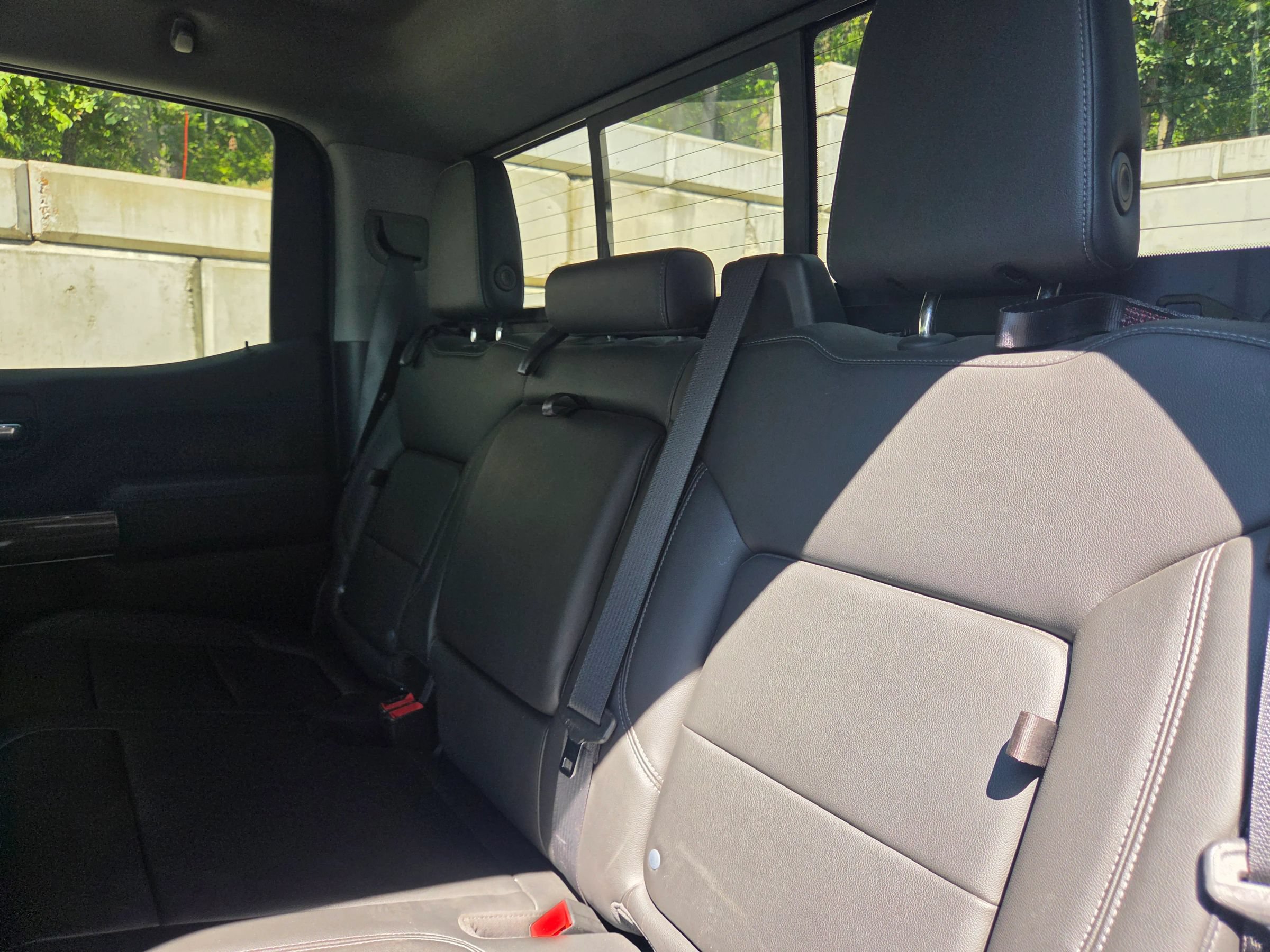 Used 2020 Chevrolet Silverado 1500 RST AWD/4WD image 4