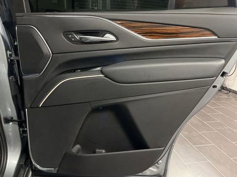 Certified 2023 Cadillac Escalade Premium Luxury image 14