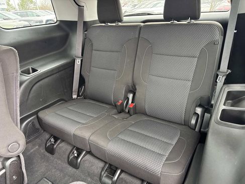 Used 2023 GMC Acadia SLE w/ Driver Convenience Package image 21