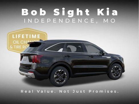 New 2026 Kia Sorento S w/ S Panoramic Sunroof Package FWD image 6