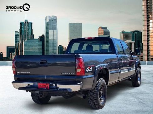 Used 2003 Chevrolet Silverado 2500 LS w/ Skid Plate Package AWD/4WD image 5
