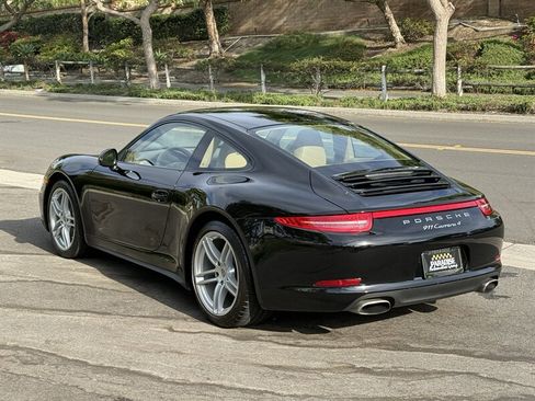 Used 2014 Porsche 911 Carrera 4 AWD/4WD image 10