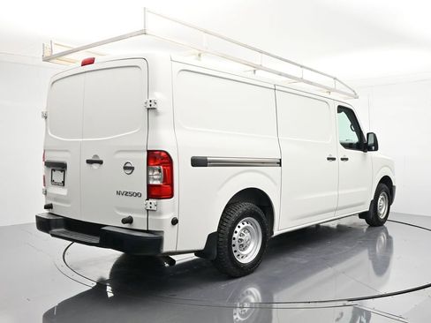 Used 2021 Nissan NV 2500 S RWD image 5