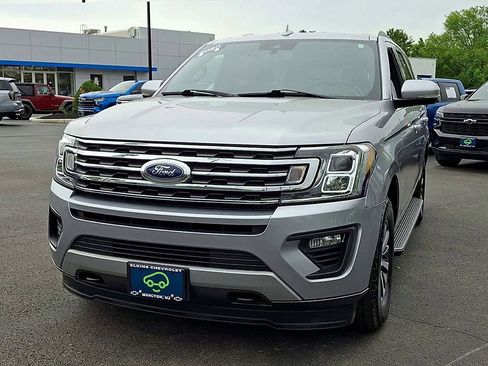 Used 2020 Ford Expedition XLT w/ Equipment Group 202A AWD/4WD image 6