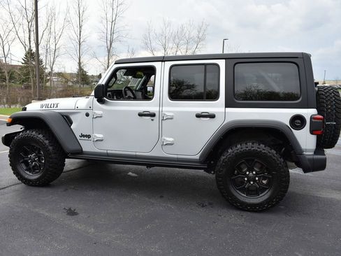 Used 2024 Jeep Wrangler Unlimited Sport AWD/4WD image 8