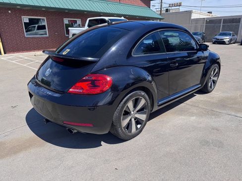 Used 2012 Volkswagen Beetle 2.0T image 8