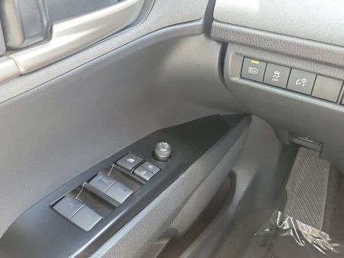 Used 2025 Toyota Camry LE FWD image 19