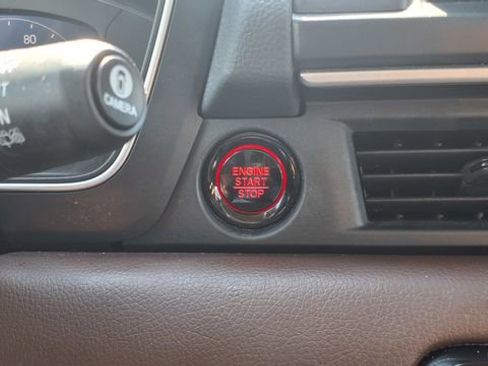 Used 2024 Honda Pilot Elite image 33