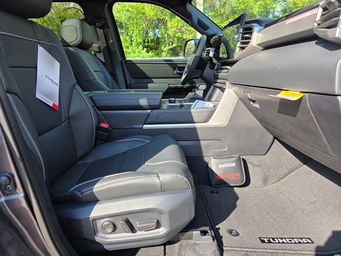 New 2026 Toyota Tundra Limited AWD/4WD image 14