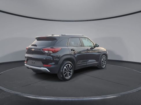 Used 2024 Chevrolet TrailBlazer LT image 8