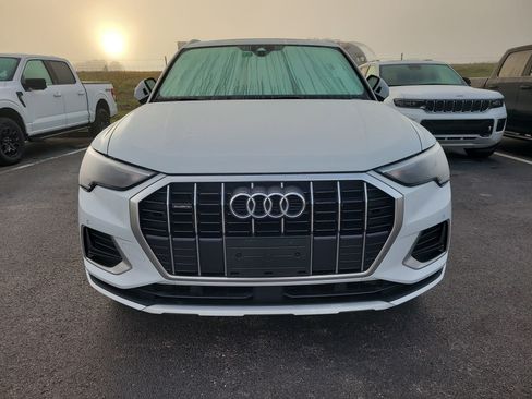 Used 2022 Audi Q3 2.0T Premium w/ Convenience Package image 2
