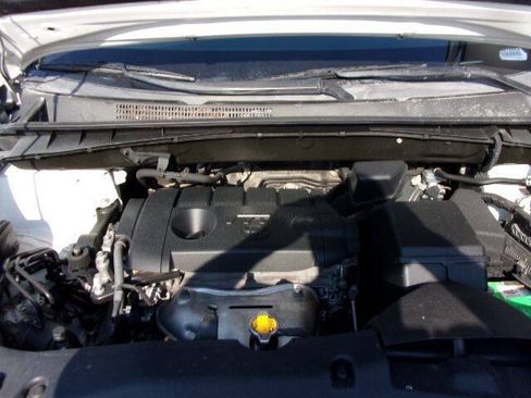 Used 2015 Toyota Highlander LE FWD image 15