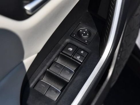 Used 2024 Toyota RAV4 XLE Premium FWD image 8