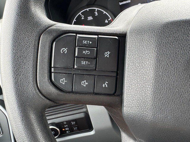Used 2025 Ford F350 XLT AWD/4WD image 16