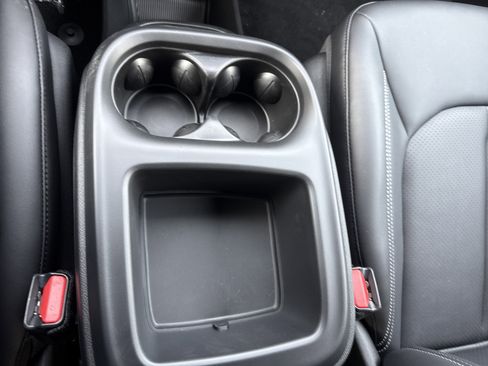 New 2026 Chrysler Voyager LX image 23