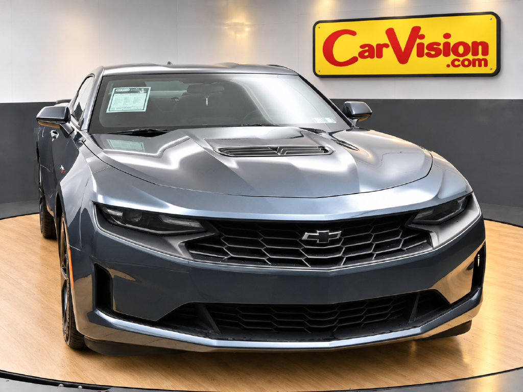 Used 2023 Chevrolet Camaro LT RWD image 6