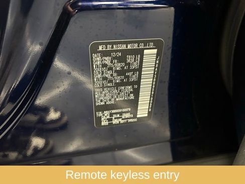 Used 2025 Nissan Armada SL w/ Captain's Chari Seat Package image 41