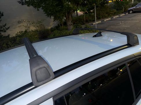 Used 2021 Volkswagen ID.4 Pro w/ ID.4 Protection Package image 31