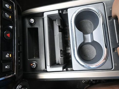 Used 2024 Nissan Titan Platinum Reserve w/ Moonroof Package image 30