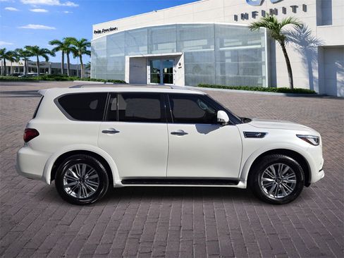 Certified 2023 INFINITI QX80 Luxe w/ Cargo Package image 8