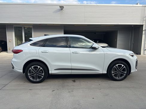 Used 2025 Audi Q5 Premium Plus w/ Premium Plus image 4