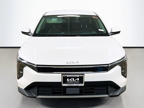 New 2026 Kia K4 EX image 2