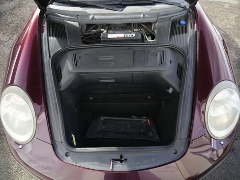 Used 2006 Porsche 911 Carrera 4 image 17