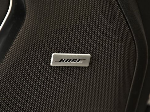 Used 2024 Chevrolet Suburban High Country image 14