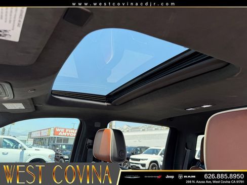Used 2024 GMC Sierra 2500 Denali Ultimate w/ Max Trailering Package AWD/4WD image 30
