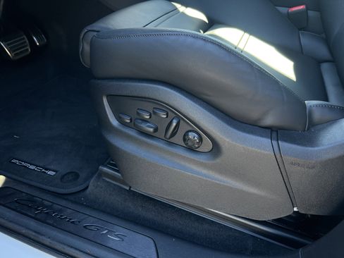 Certified 2026 Porsche Cayenne GTS image 19